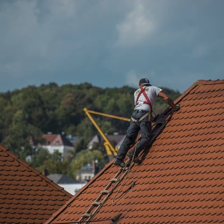 Roof Repair in Uleta